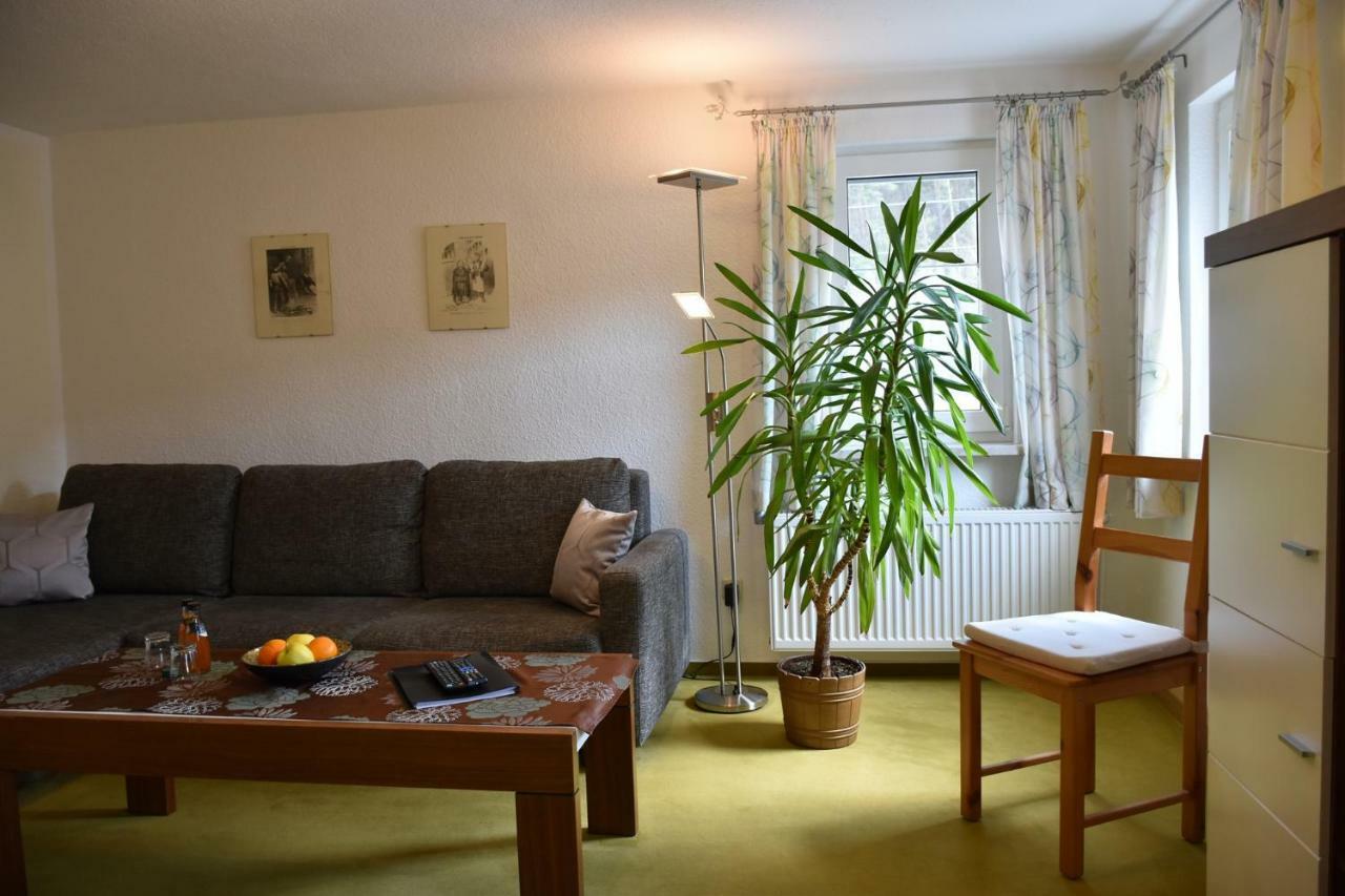 Feriendomizil Frey Apartment Sitzendorf Luaran gambar